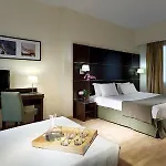 Отель Exe Tartessos 4*