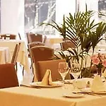 Exe Tartessos Отель Уэльва