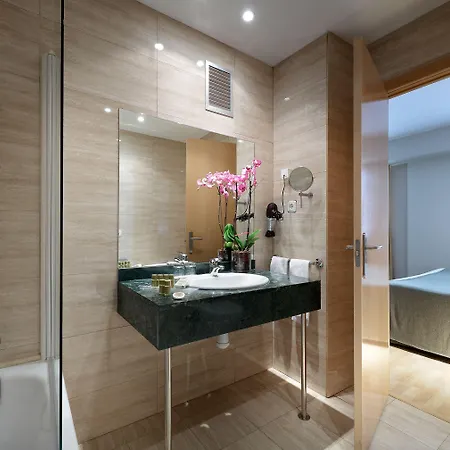 Ξενοδοχείο Dorma Tartessos 4*